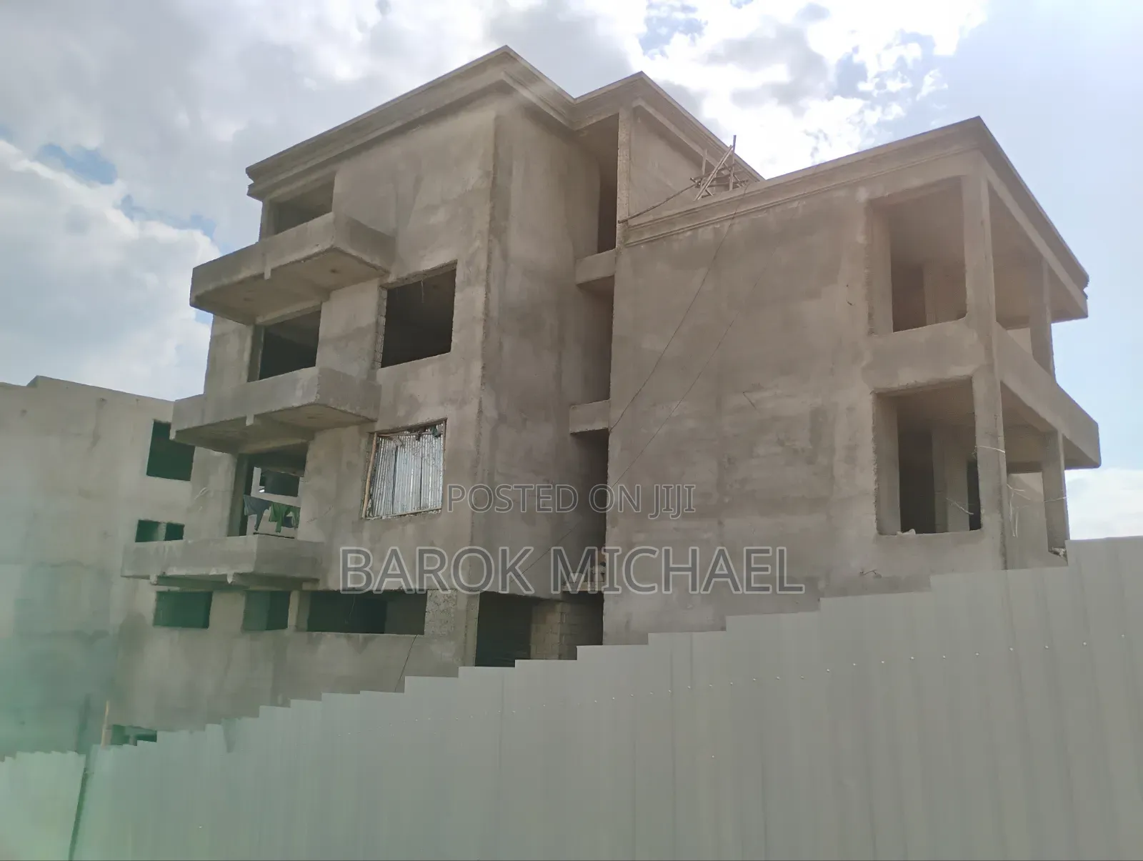 8bdrm House In Bole For Sale