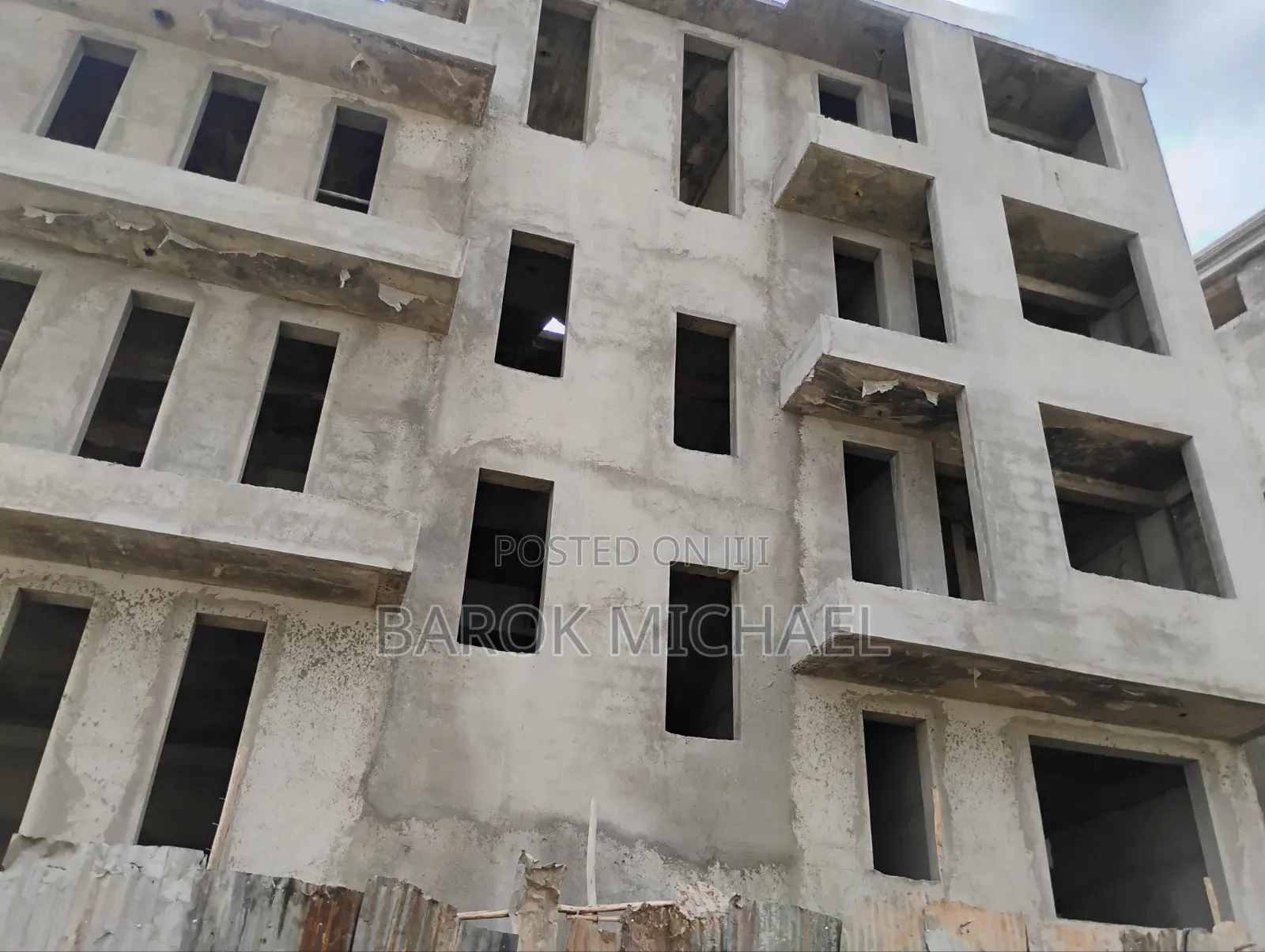 8bdrm House In Bole For Sale