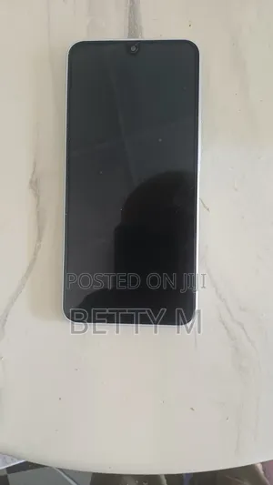 New Samsung Galaxy A16 128 GB Silver