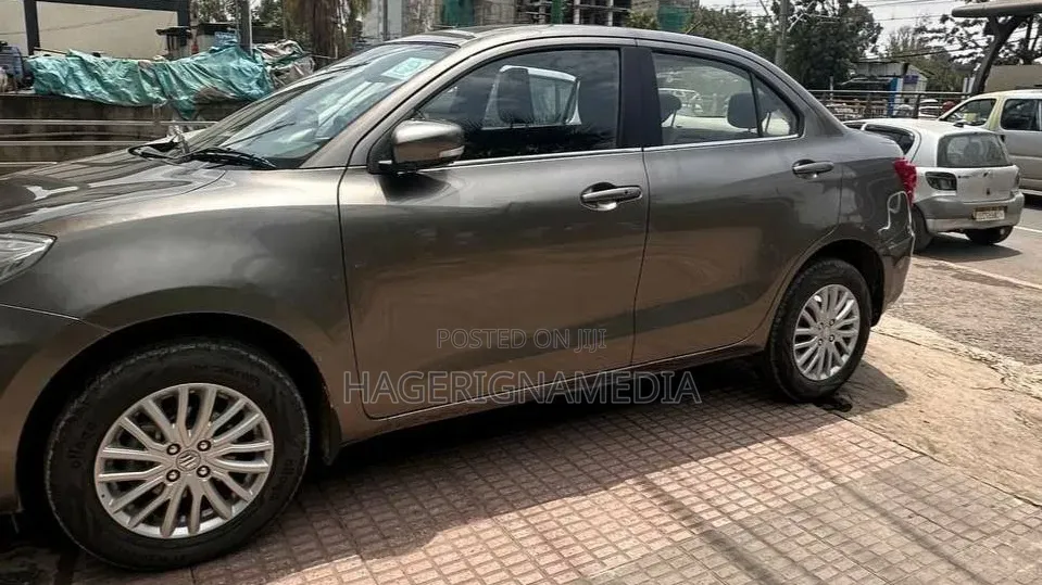 Suzuki Dzire 2022 Gray