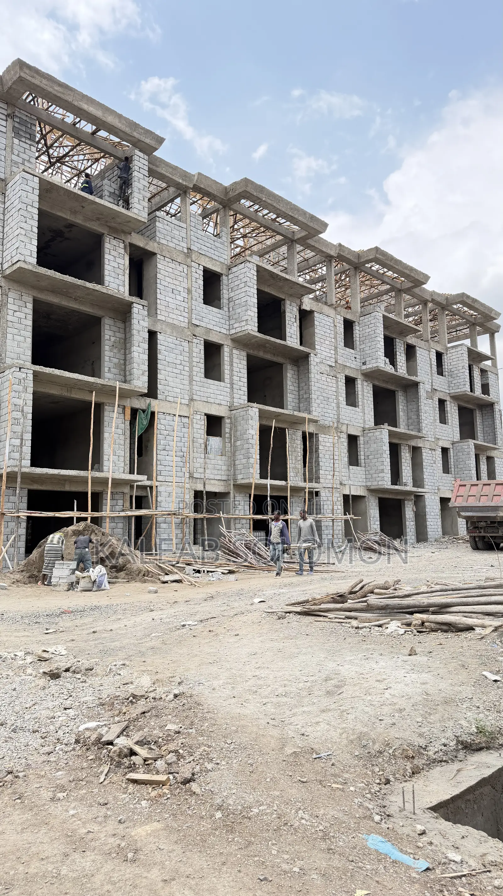 Furnished 3bdrm Apartment in Kangaroo, Bole for sale