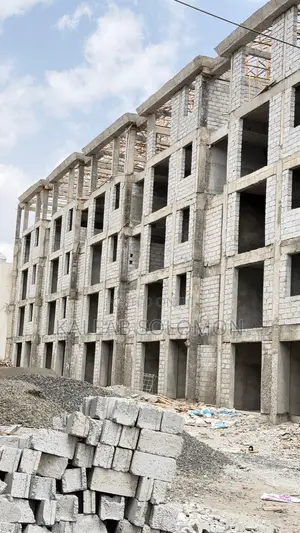 Furnished 3bdrm Apartment in Kangaroo, Bole for sale