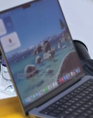 New Laptop Apple MacBook Pro 2020 M1 16GB Apple M1 Pro SSD 1T