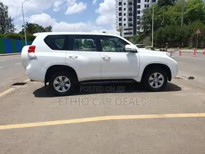 Toyota Land Cruiser Prado 2012 White