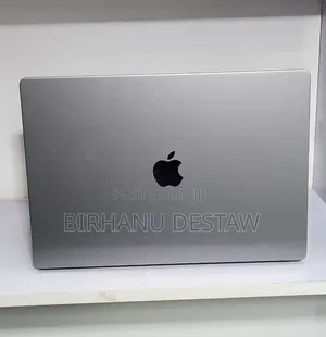 New Laptop Apple MacBook Pro 32GB Apple M1 Pro SSD 512GB