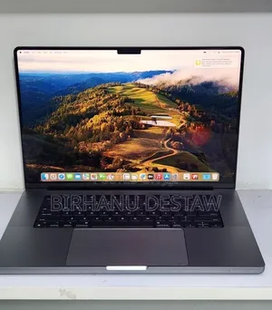 New Laptop Apple MacBook Pro 32GB Apple M1 Pro SSD 512GB
