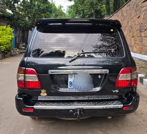 Toyota Land Cruiser 100 4.2 2006 Black