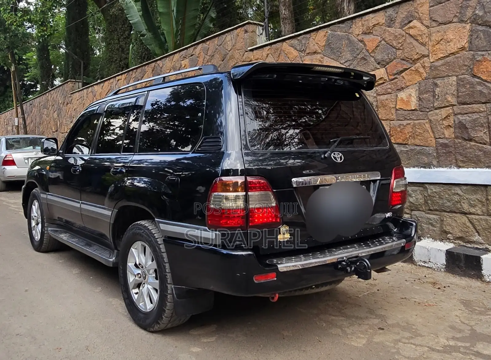 Toyota Land Cruiser 100 4.2 2006 Black