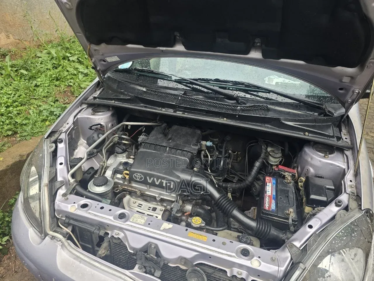 Toyota Vitz 2004 Silver
