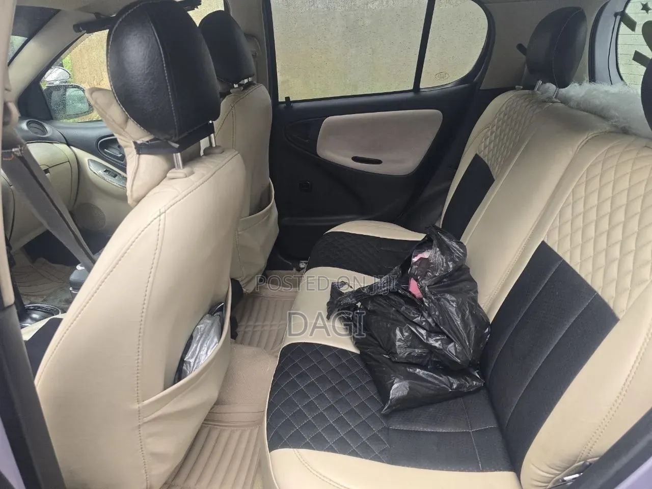 Toyota Vitz 2004 Silver