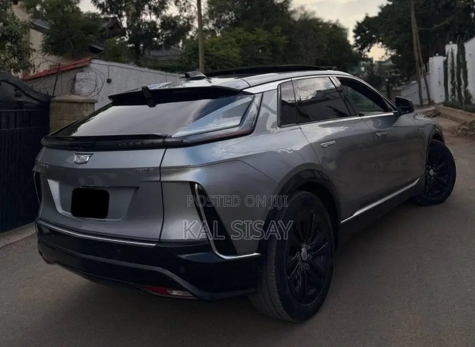 Cadillac Lyriq 2023 Gray