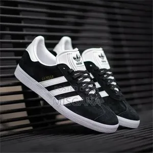 Adidas Gazelle Suede Unisex Black/White Sneaker