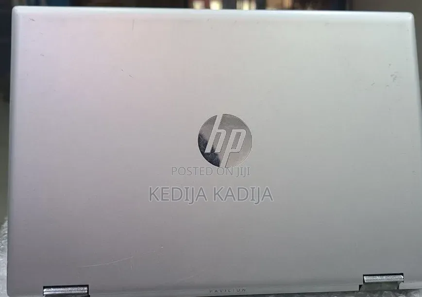 New Laptop HP Pavilion X360 8GB Intel Core 3 SSD 128GB