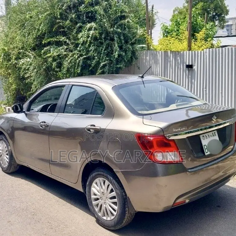 Suzuki Dzire 2022 Brown
