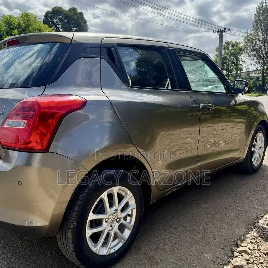 Suzuki Swift 2020 Brown