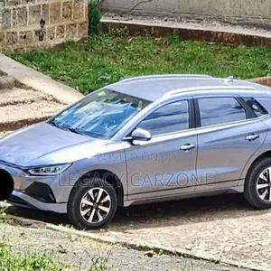 BYD E2 43 kWh 94 hp FWD 2025 Gray