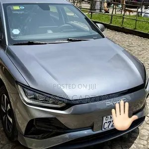 BYD E2 43 kWh 94 hp FWD 2025 Gray