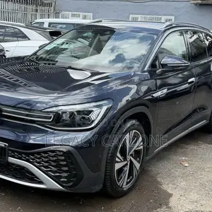 Volkswagen ID.6 2022 Blue