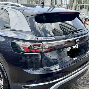 Volkswagen ID.6 2022 Blue