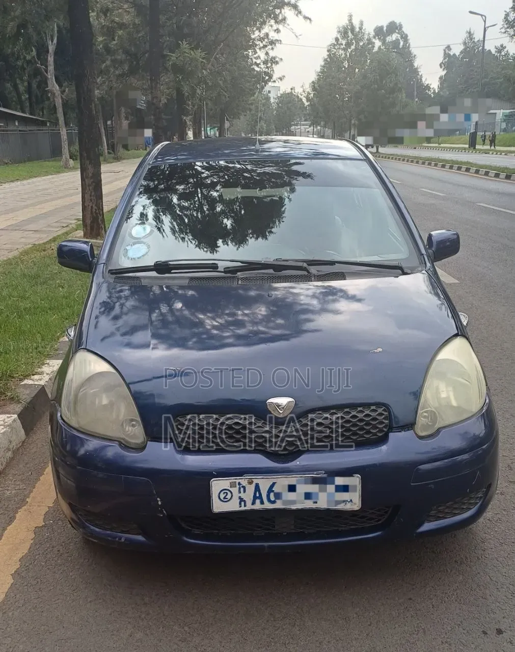 Toyota Vitz 2002 Blue
