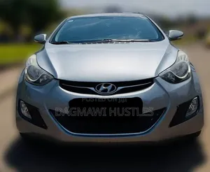Hyundai Avante 2014 Silver