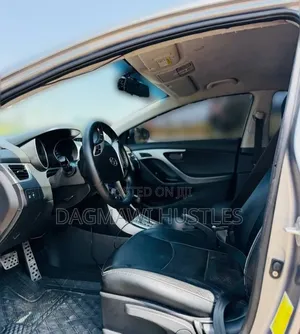 Hyundai Avante 2014 Silver