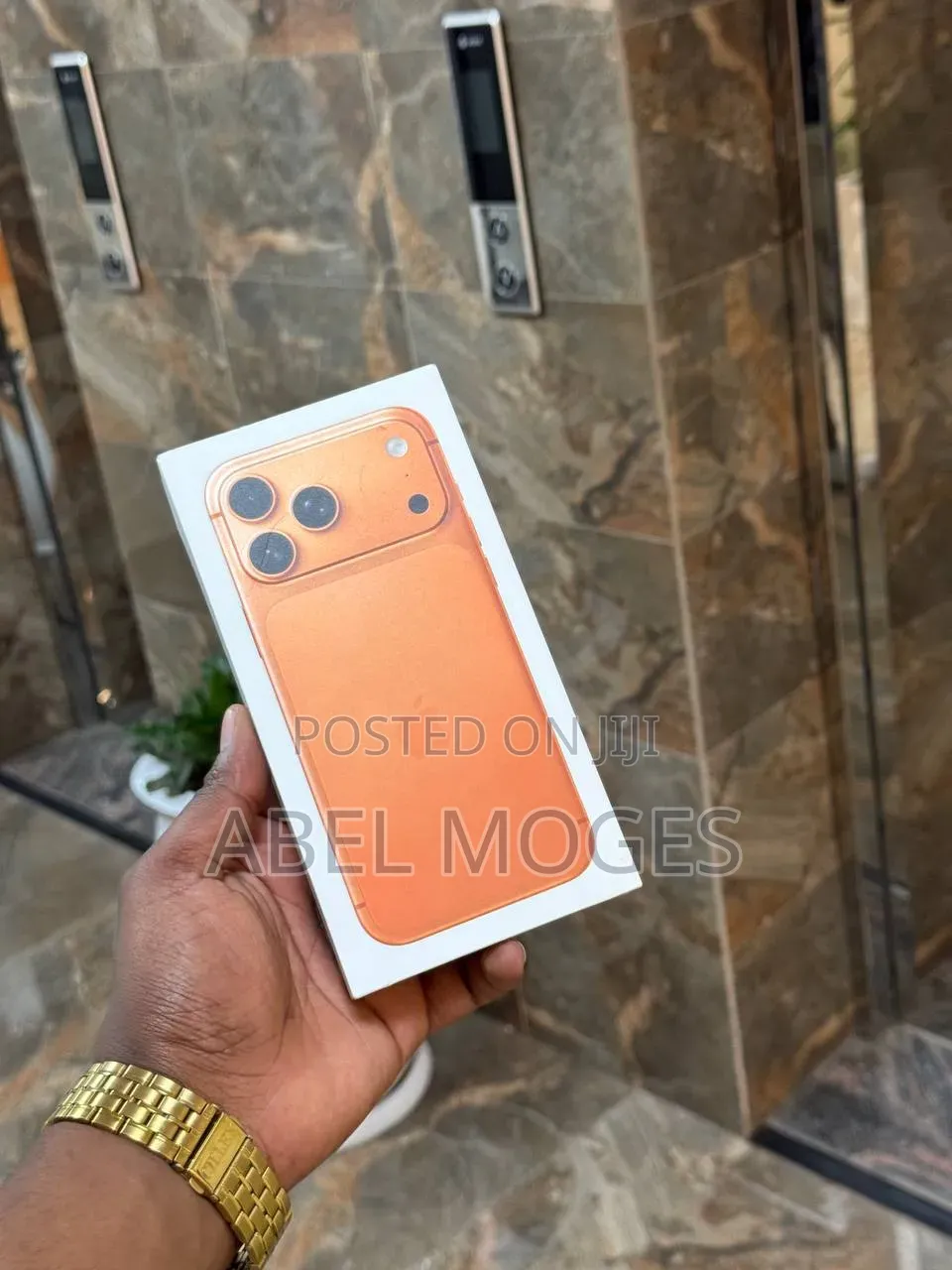 New Apple iPhone 17 Pro Max 256 GB Orange