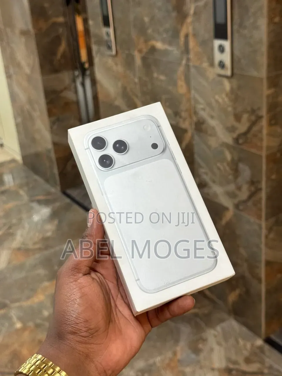 New Apple iPhone 17 Pro Max 256 GB White