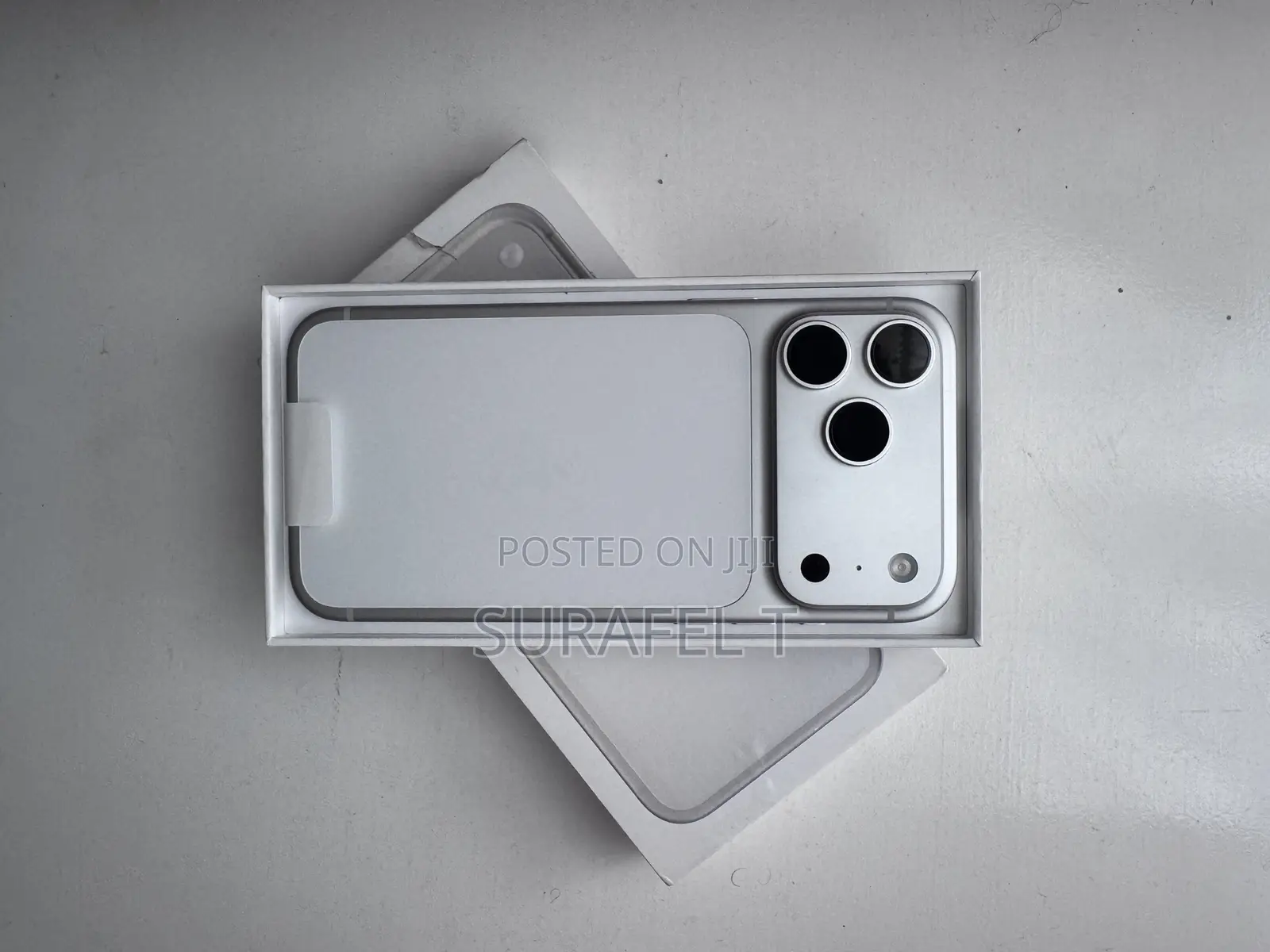 New Apple iPhone 17 Pro Max 256 GB Silver