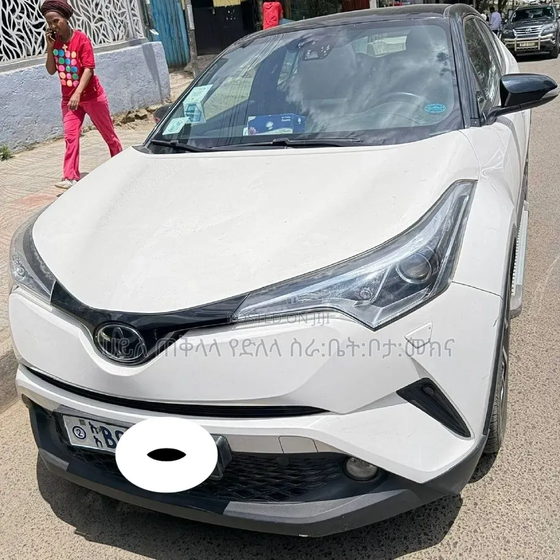 Toyota C-HR 2019 Ivory