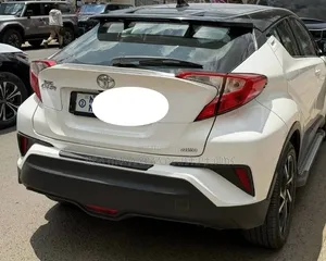 Toyota C-HR 2019 Ivory