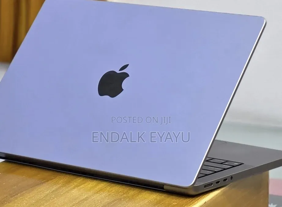 New Laptop Apple MacBook Pro 2021 M1 16GB Apple M1 Pro SSD 1T