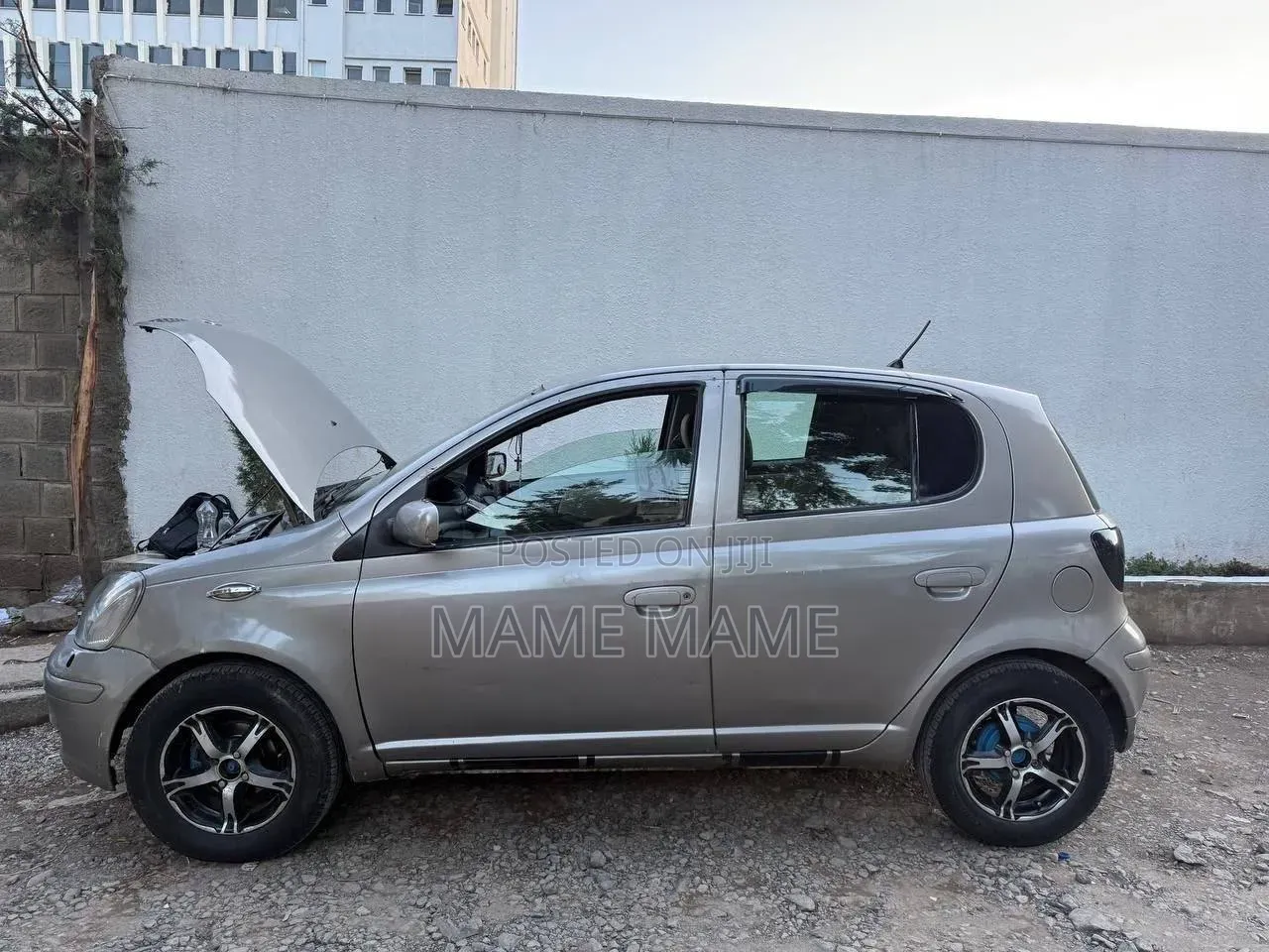 Toyota Vitz 2003 Silver
