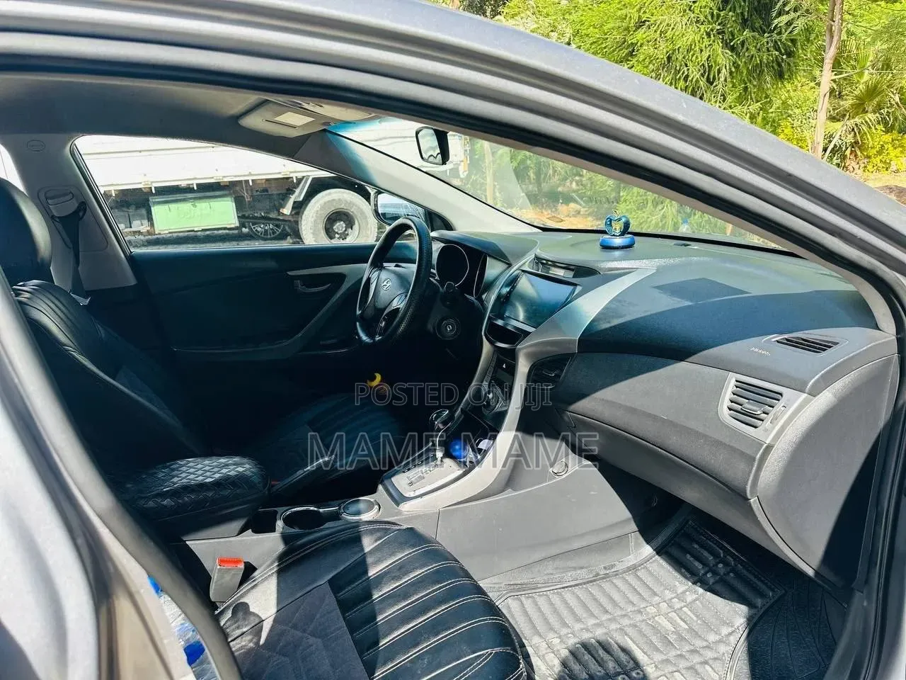 Hyundai Avante 2013 Silver