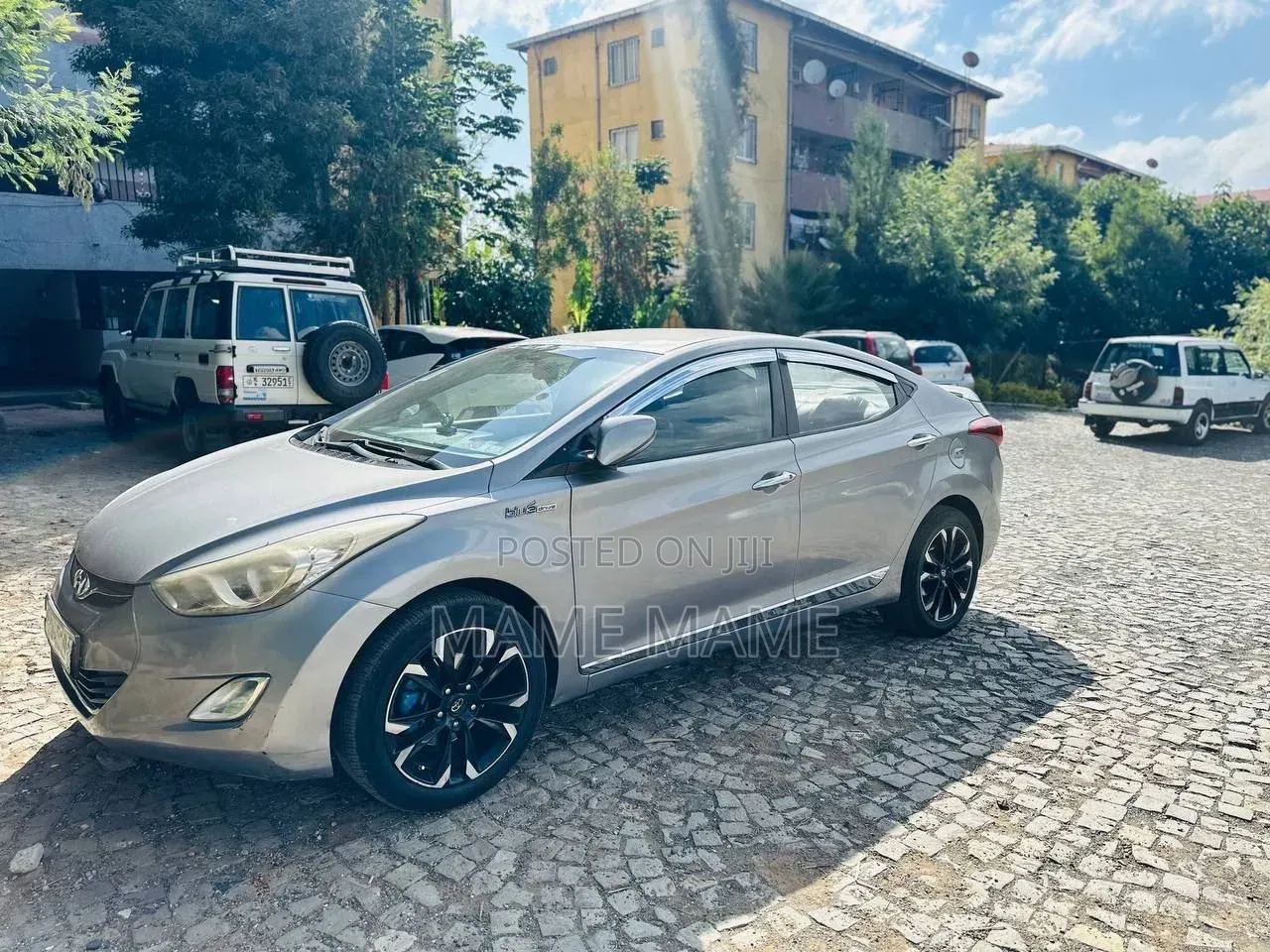 Hyundai Avante 2013 Silver