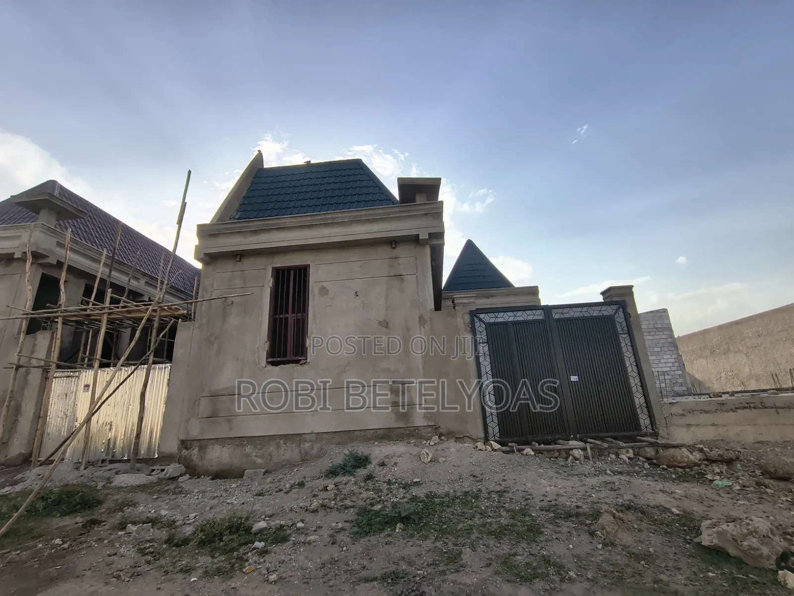 2bdrm House in L Sheep, East Shewa for sale