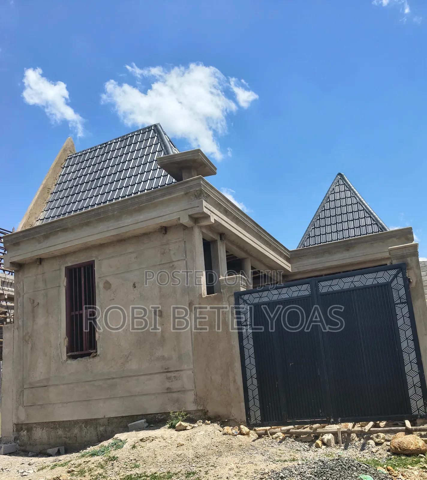 2bdrm House in L Sheep, East Shewa for sale