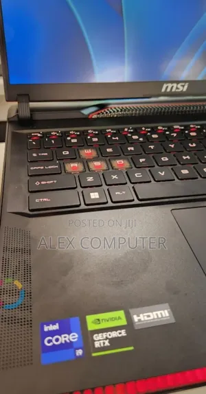 New Laptop MSI Raider GE68HX 13VI-202US 16GB Intel Core i9 SSD 1T