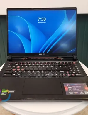 New Laptop MSI Raider GE68HX 13VI-202US 16GB Intel Core i9 SSD 1T