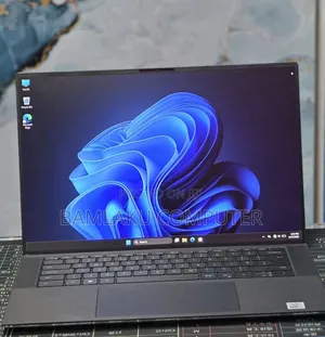 New Laptop Dell XPS 15 16GB Intel Core i7 SSD 512GB