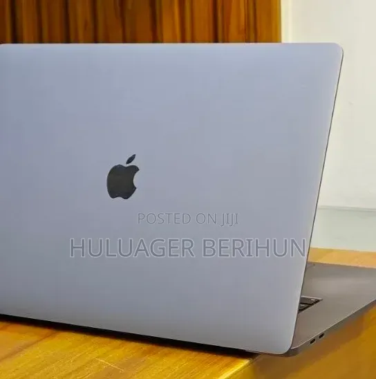 New Laptop Apple MacBook 2015 32GB AMD Ryzen 5 SSD 2T