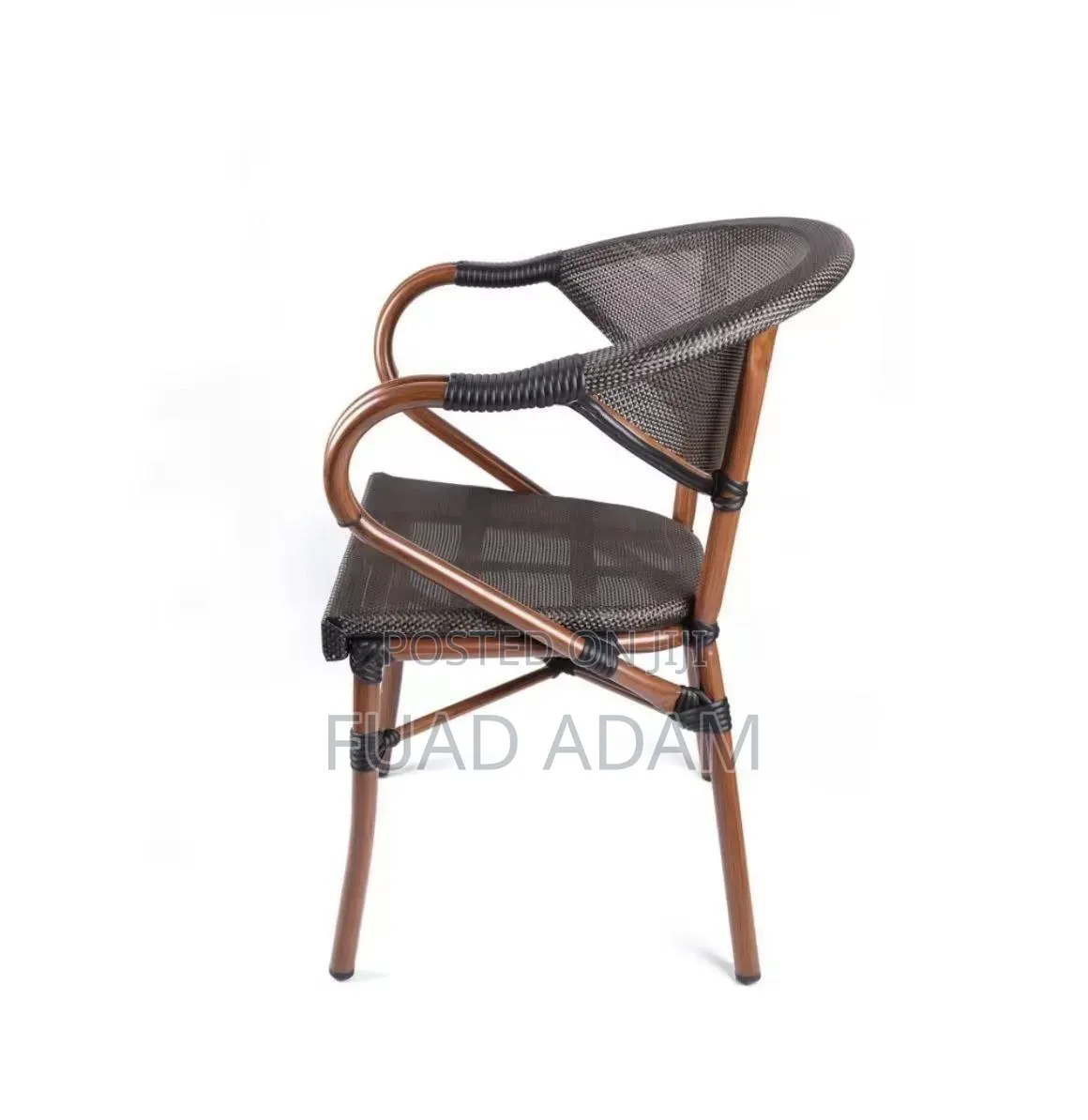 Outdoor Table 4 Chairs Set ጠረጴዛ ከ4 ወንበሮች