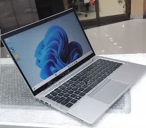 New Laptop HP EliteBook 840 G8 16GB Intel Core i7 SSD 512GB