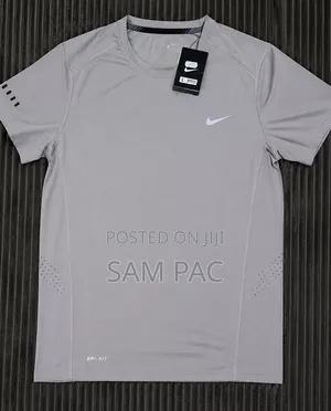 Nike ( Stretching ) Tshirt