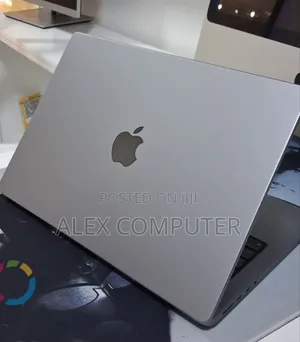New Laptop Apple MacBook Pro 2021 M1 16GB Apple M1 Pro SSD 512GB