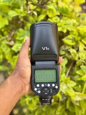 Godox V1s for Sony Camera Brand New