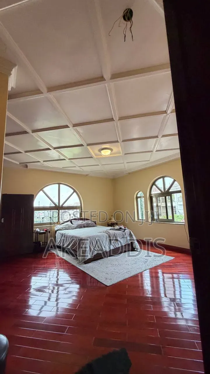 Furnished 8bdrm Townhouse/Terrace in Bole Ayat for sale