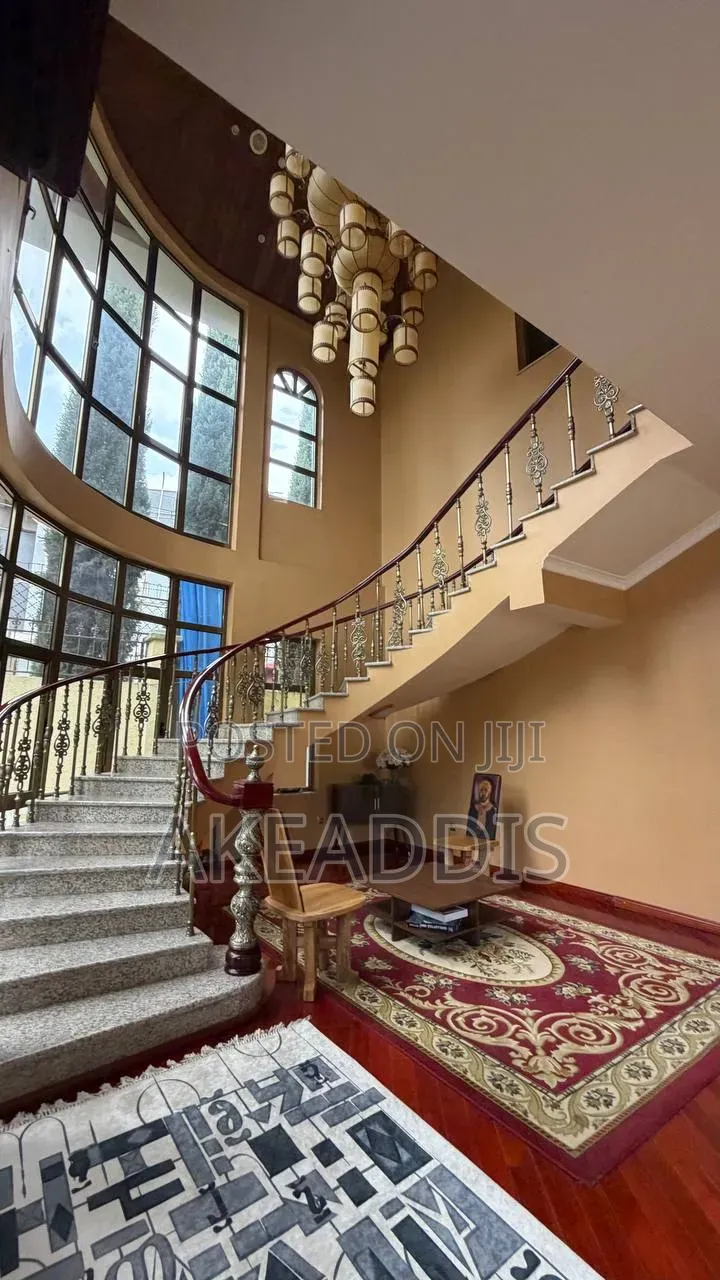 Furnished 8bdrm Townhouse/Terrace in Bole Ayat for sale