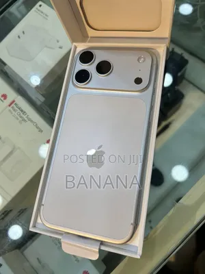 New Apple iPhone 17 Pro Max 256 GB Silver