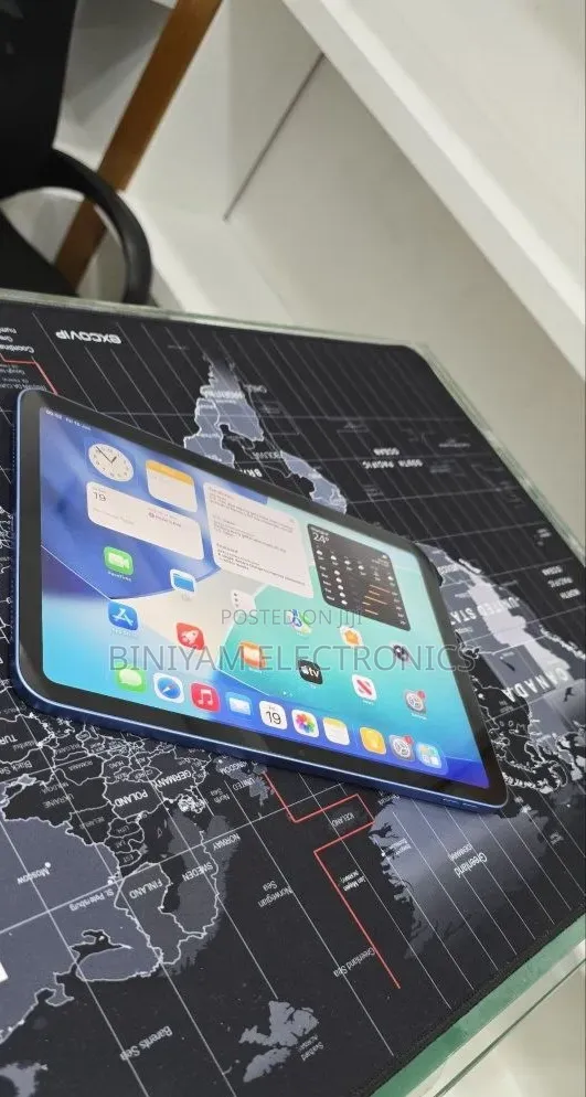 New Apple iPad Air 13 (2025) 128 GB Silver
